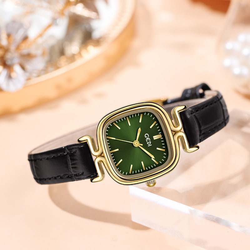 "LuxeStyle™ Women’s Waterproof Quartz Watch – Bold, Chic & Timeless"